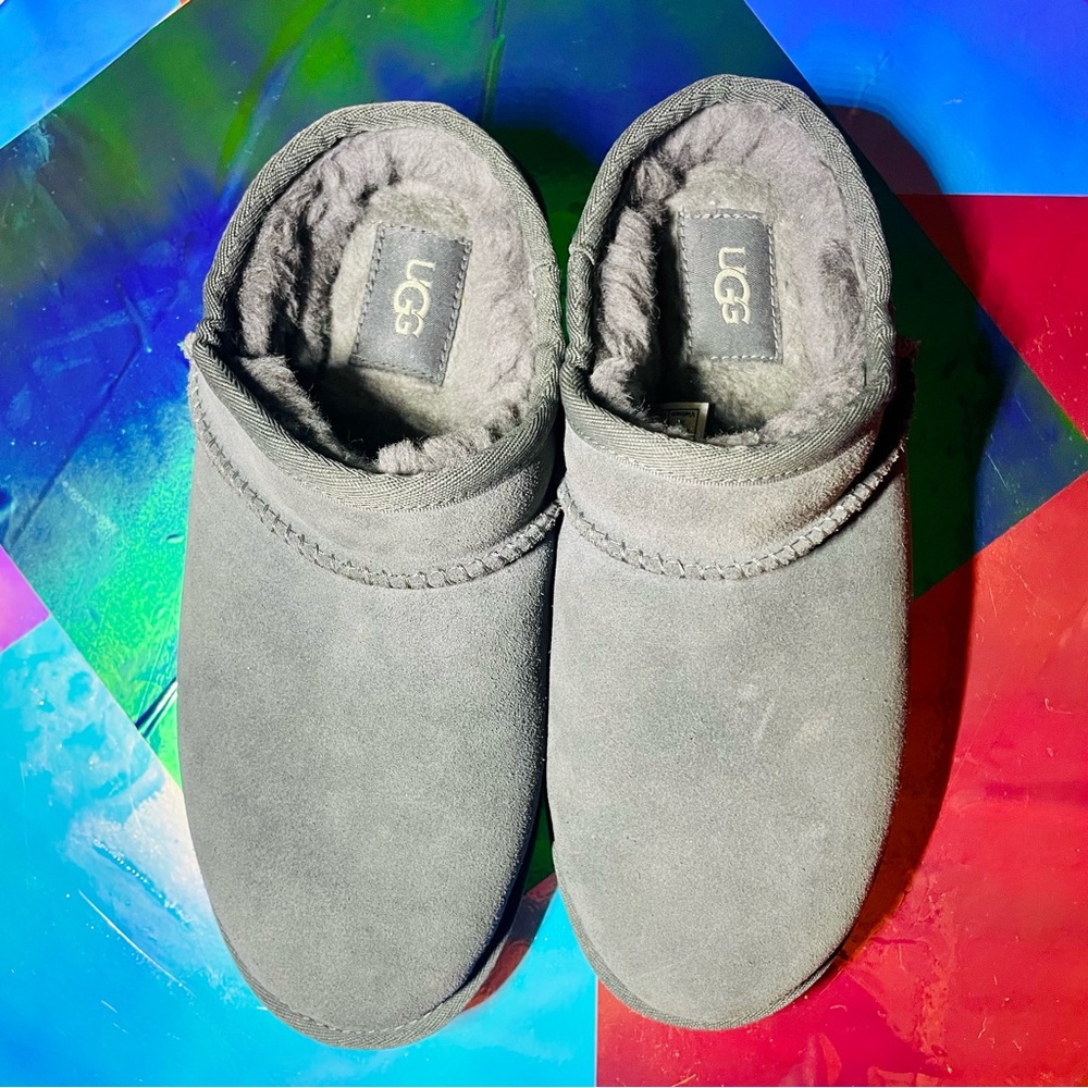 UGG Classic Slippers • Size 8 women’s
